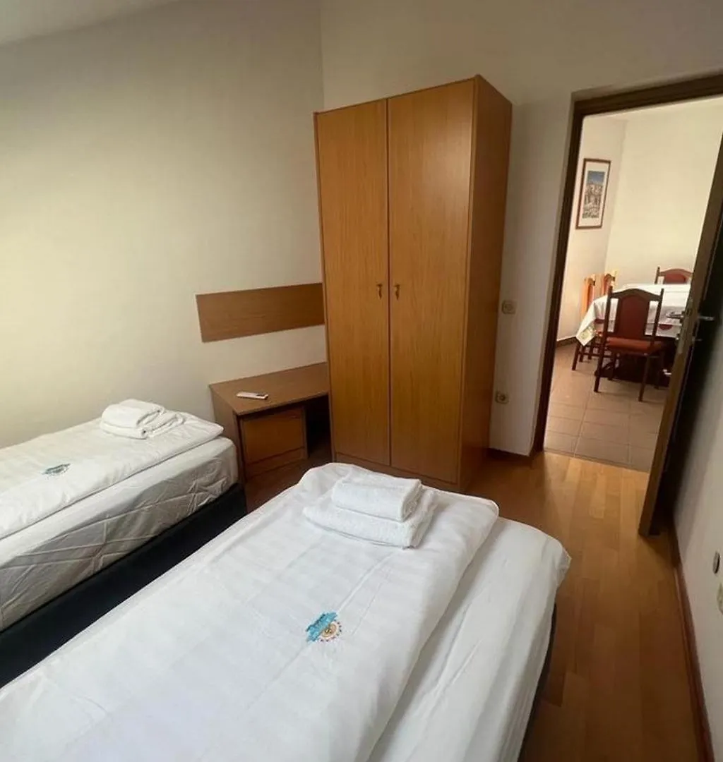 Apartments With A Parking Space Biograd Na Moru, Biograd - 24164 0*,  Croatie